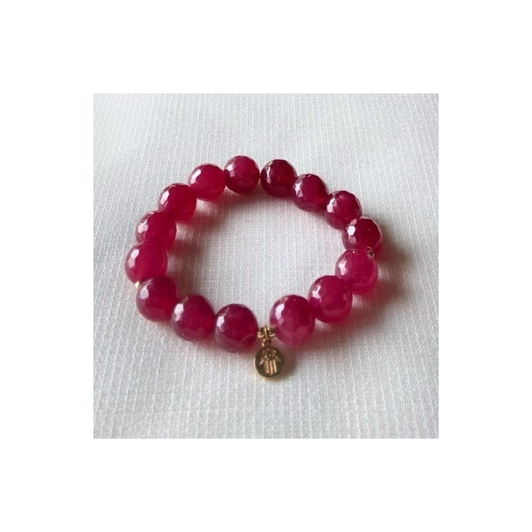 Carnelian bracelet with vintage gold hamsa charm