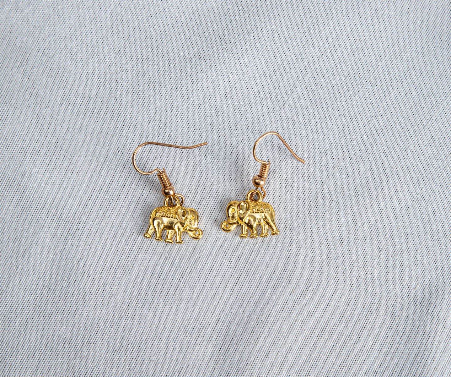 Classic elephant earrings